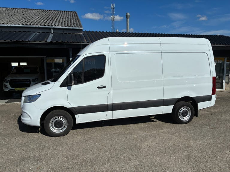 Mercedes Sprinter 317 CDi A2 Kassevogn aut. RWD