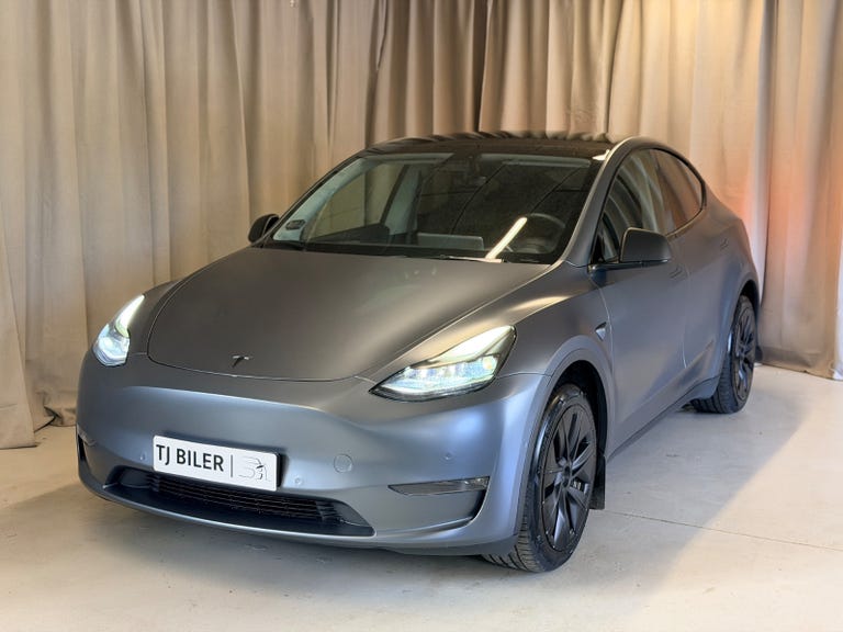 Tesla Model Y Long Range AWD
