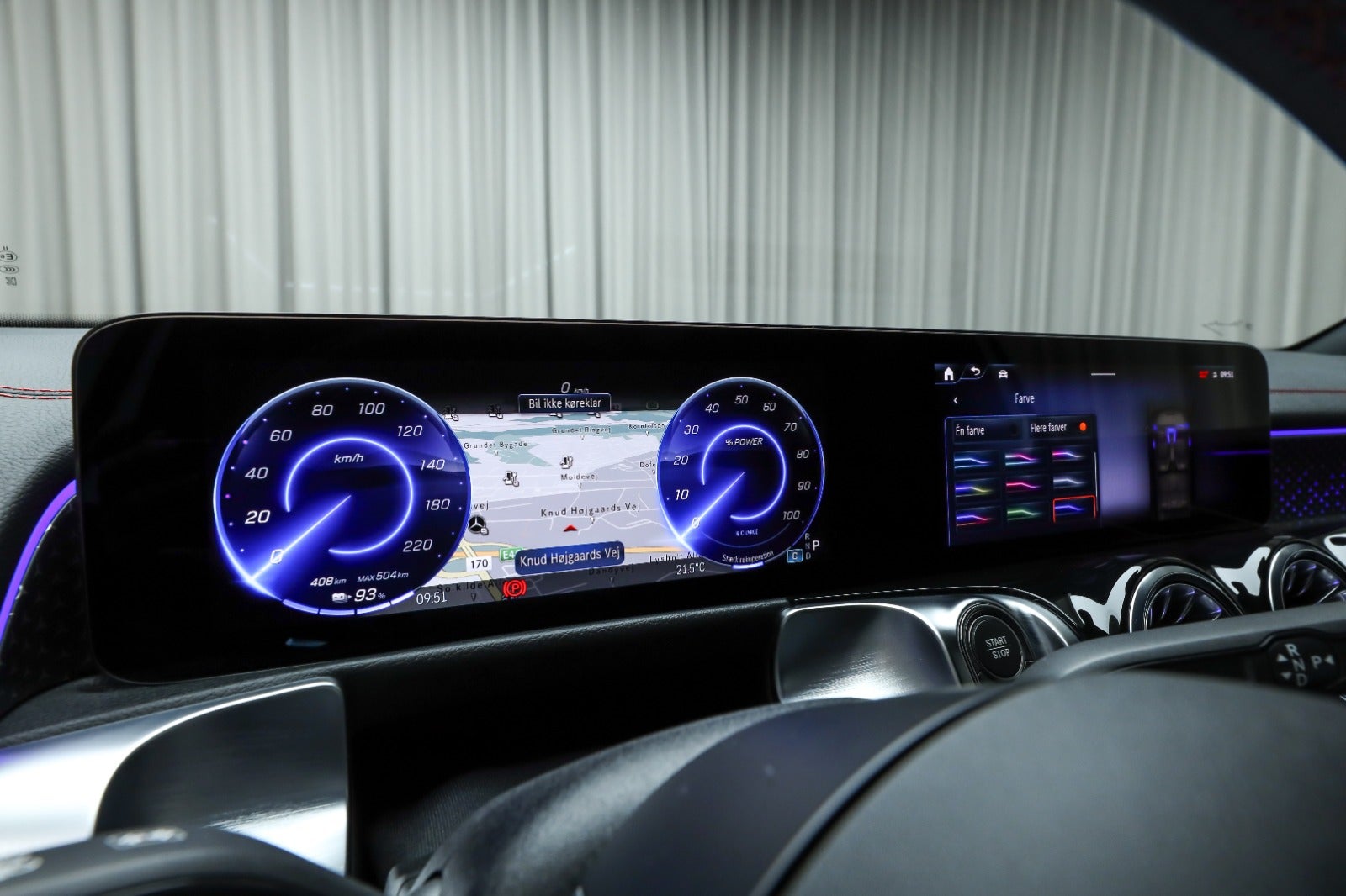 Mercedes-Benz EQB 250+