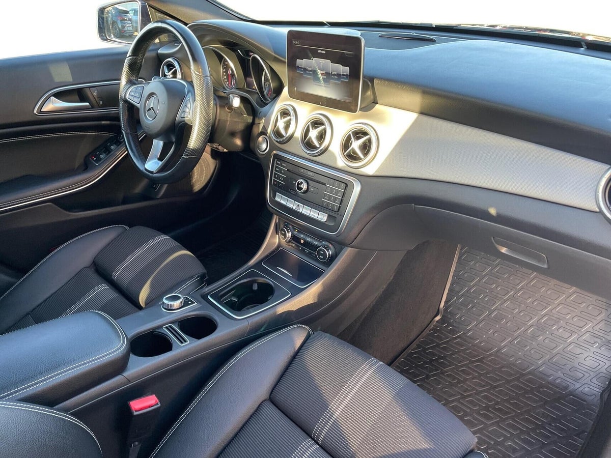 Mercedes CLA200 Coupé aut. billede 10