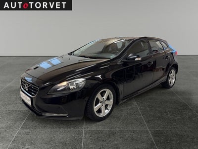 Volvo V40 2,0 D2 120 Kinetic aut. 5d