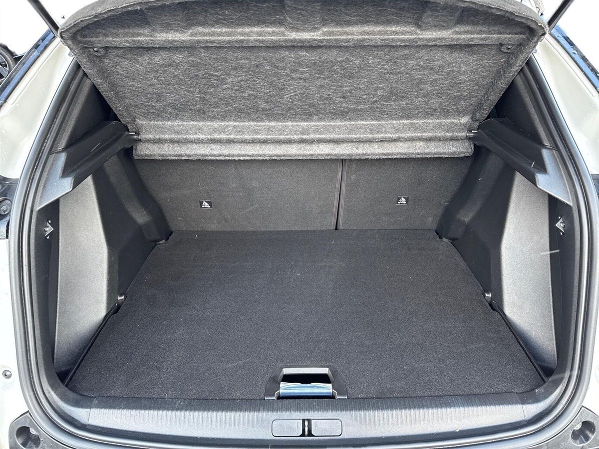 Peugeot e-2008 GT Sky billede 13