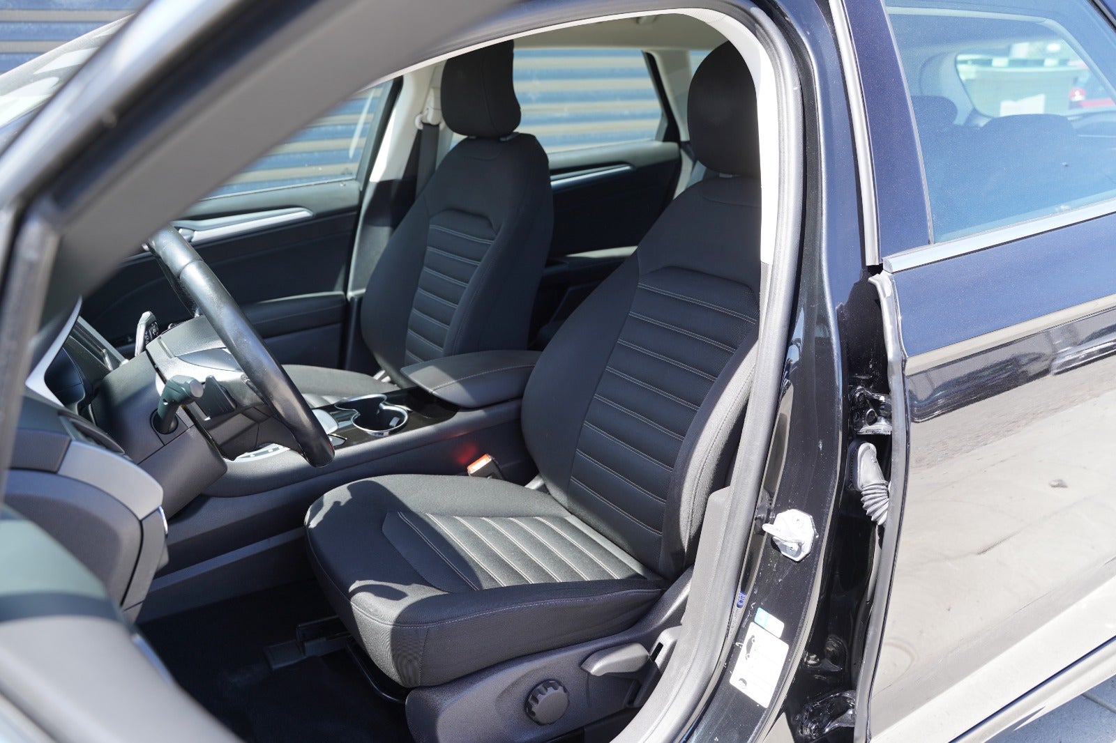 Billede af Ford Mondeo 2,0 TDCi 150 Business stc. aut.