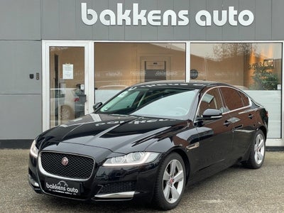 Jaguar XF 2,0 D180 Pure aut. AWD 4d