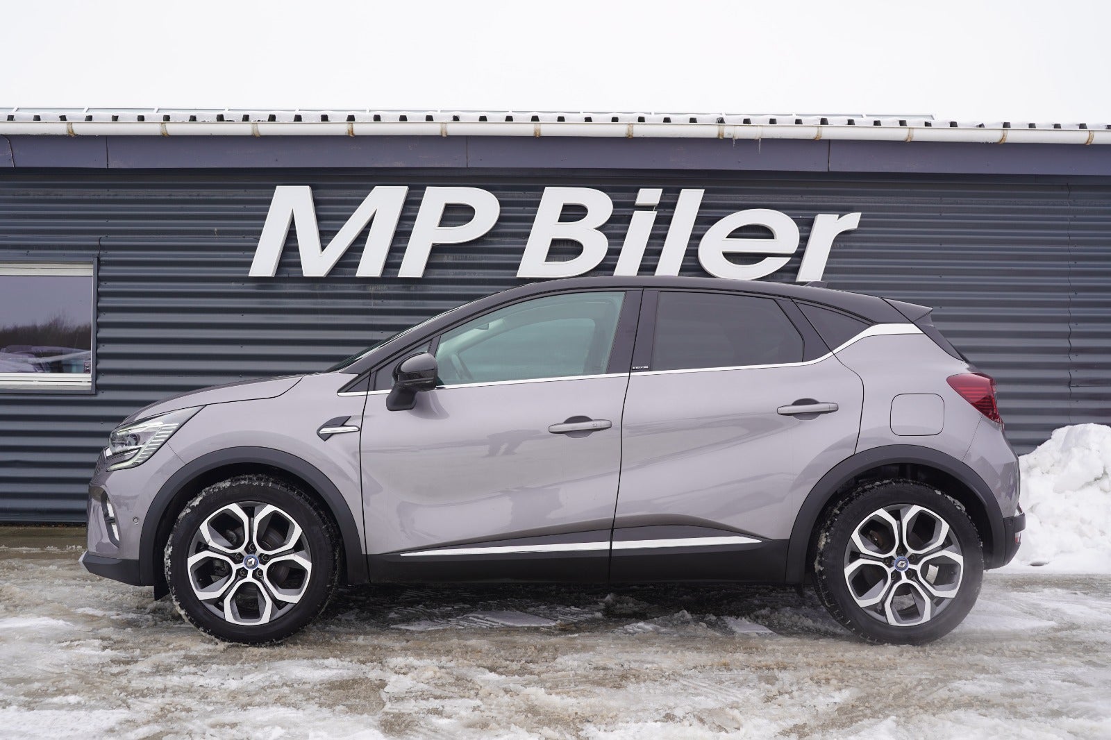 Billede af Renault Captur 1,6 E-Tech Intens