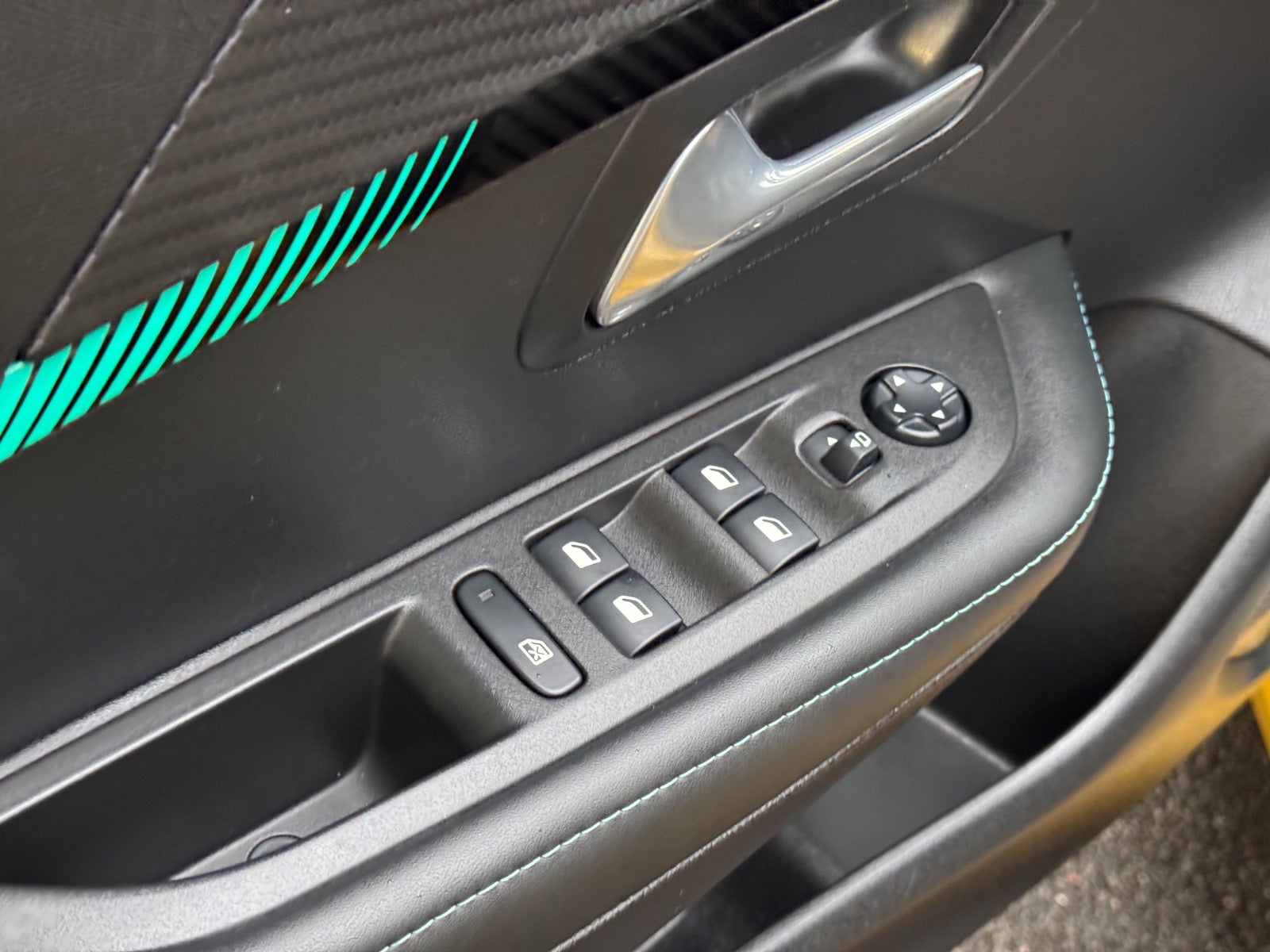 Billede af Peugeot 208 1,2 PureTech 100 Allure Grand