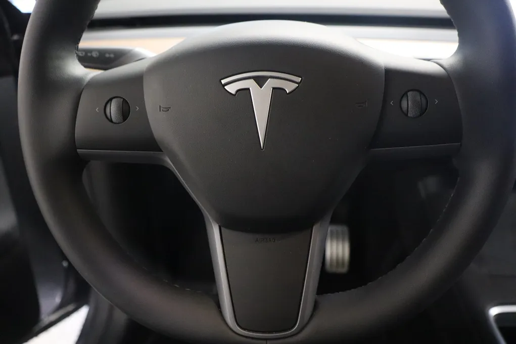 Tesla Model Y Performance AWD
