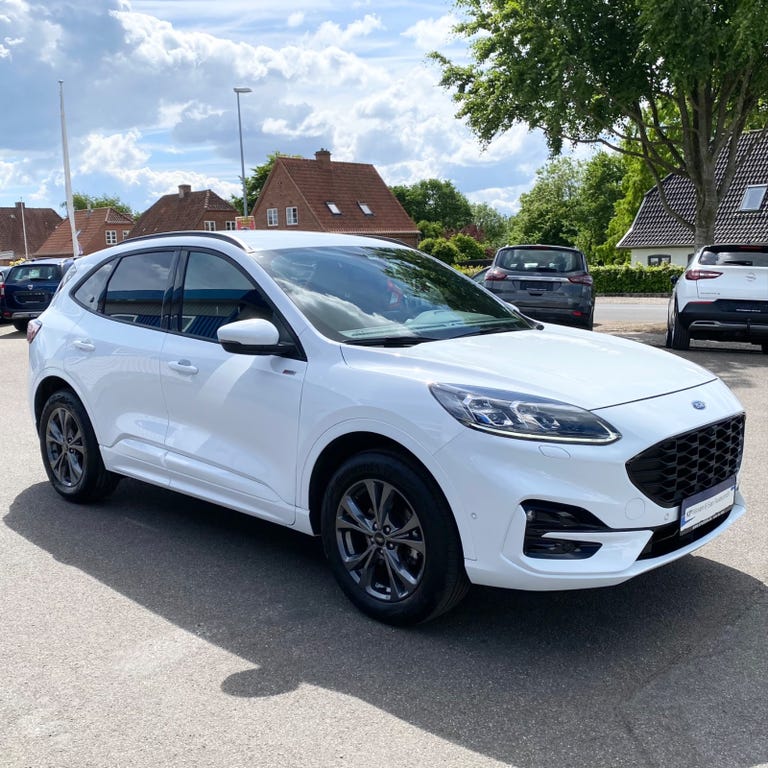 Ford Kuga PHEV ST-Line X CVT
