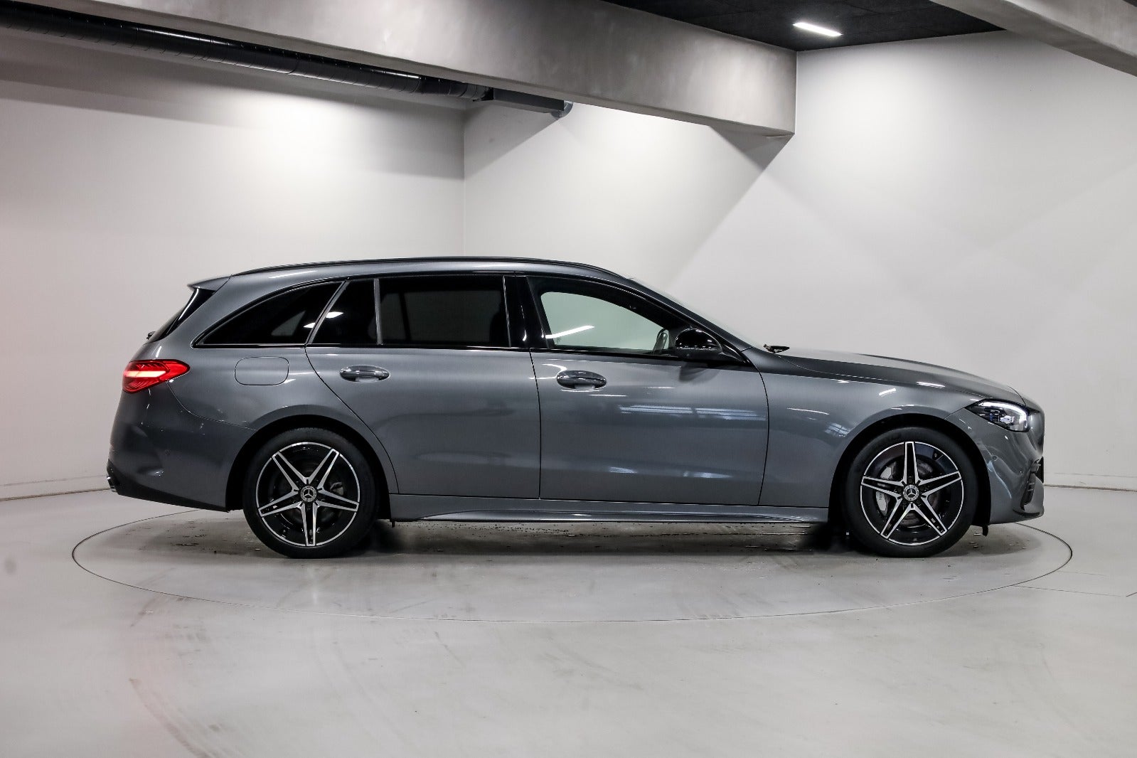 Mercedes-Benz C300 e 2,0 AMG Line stc. aut.