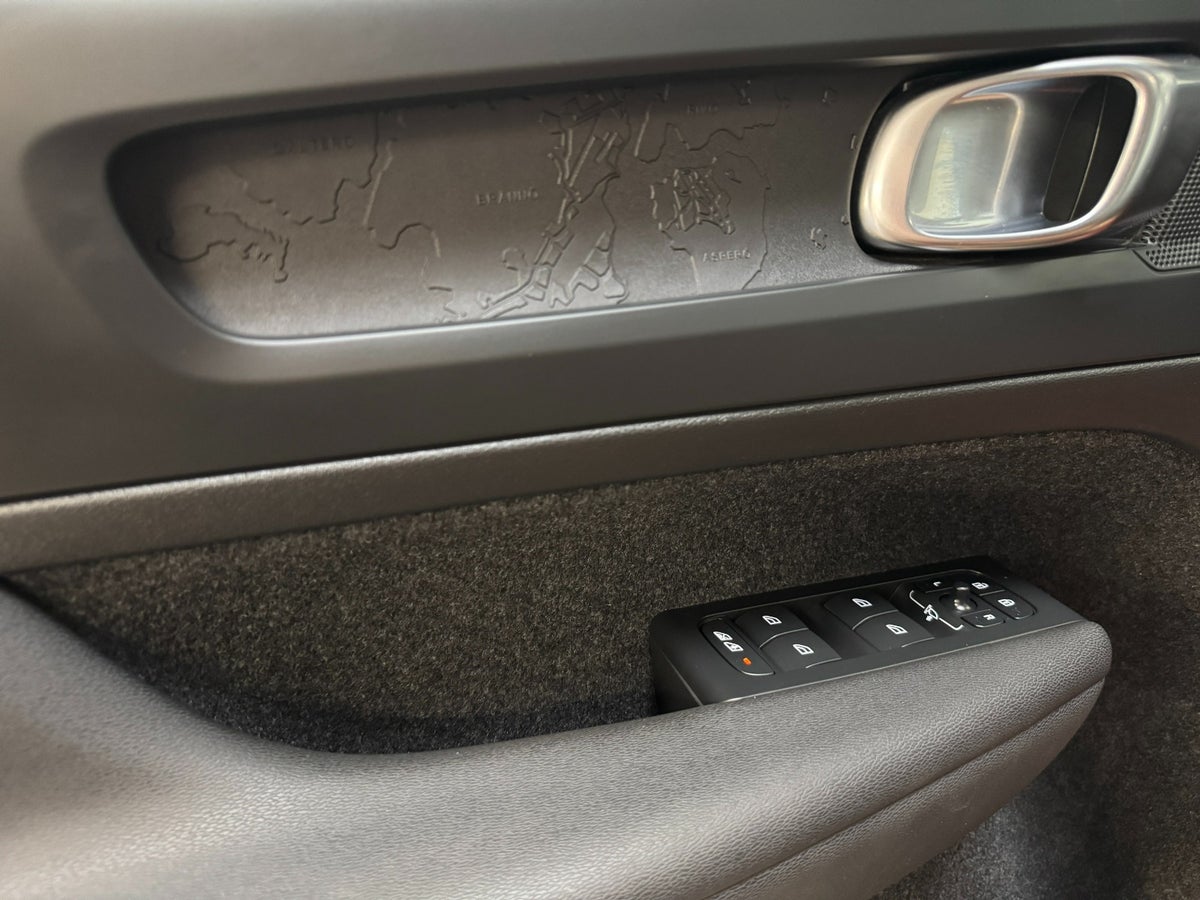 Volvo C40 ReCharge Core