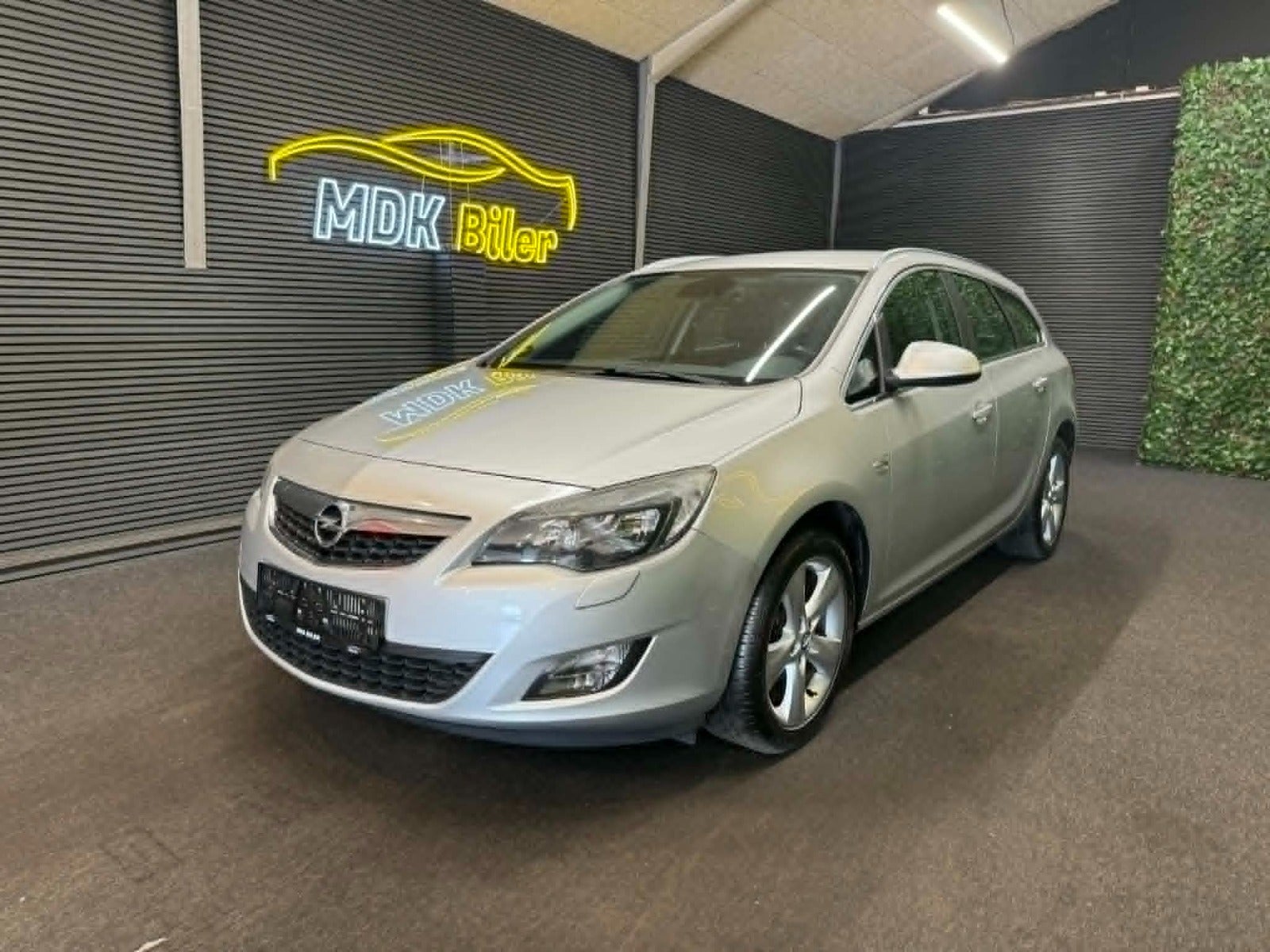 Billede af Opel Astra 1,4 T 140 Sport Sports Tourer