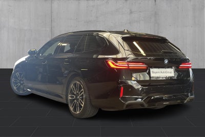 BMW i5 eDrive40 Touring M-Sport - 2
