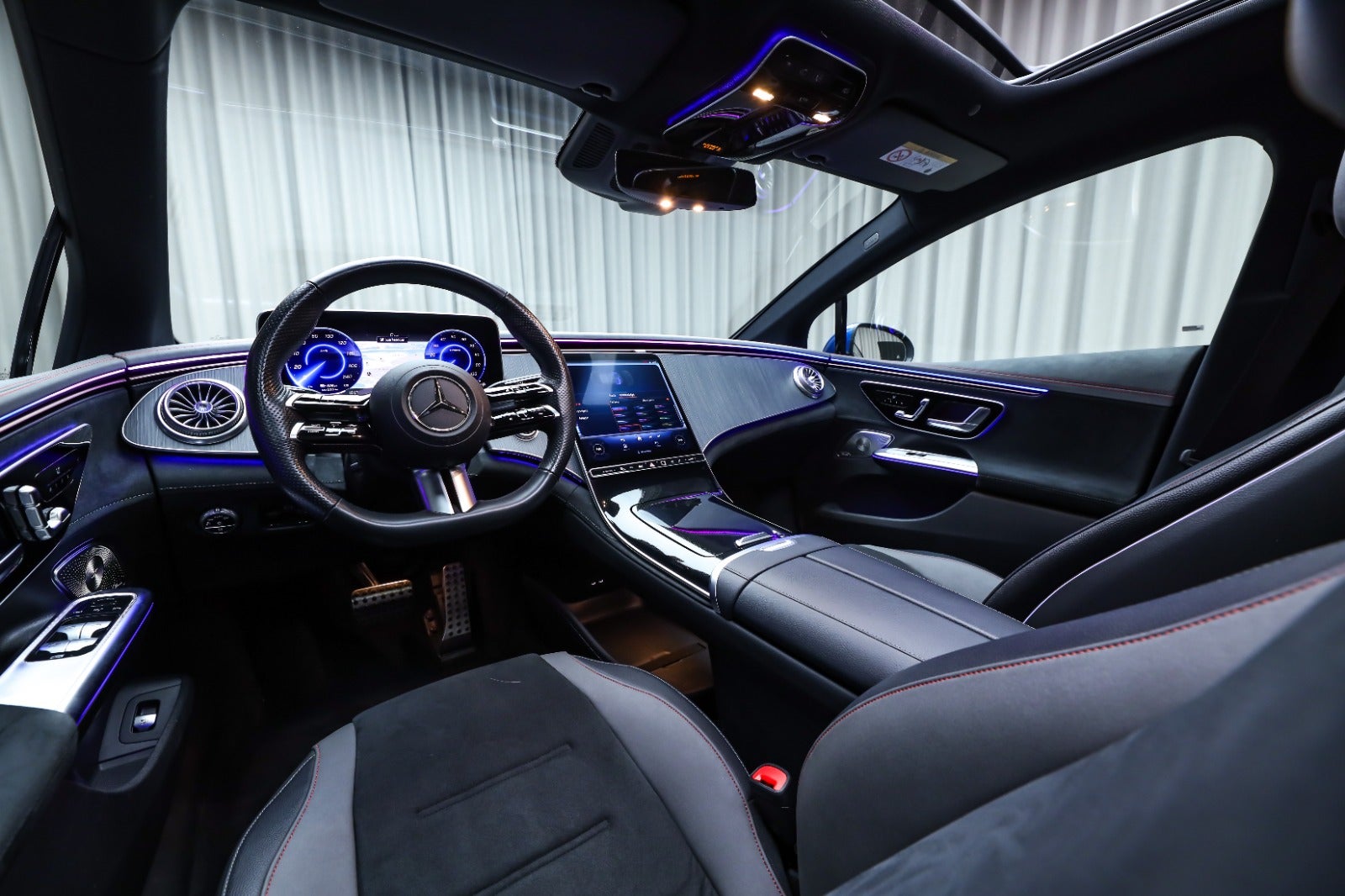 Mercedes-Benz EQE 350+ (4/8)
