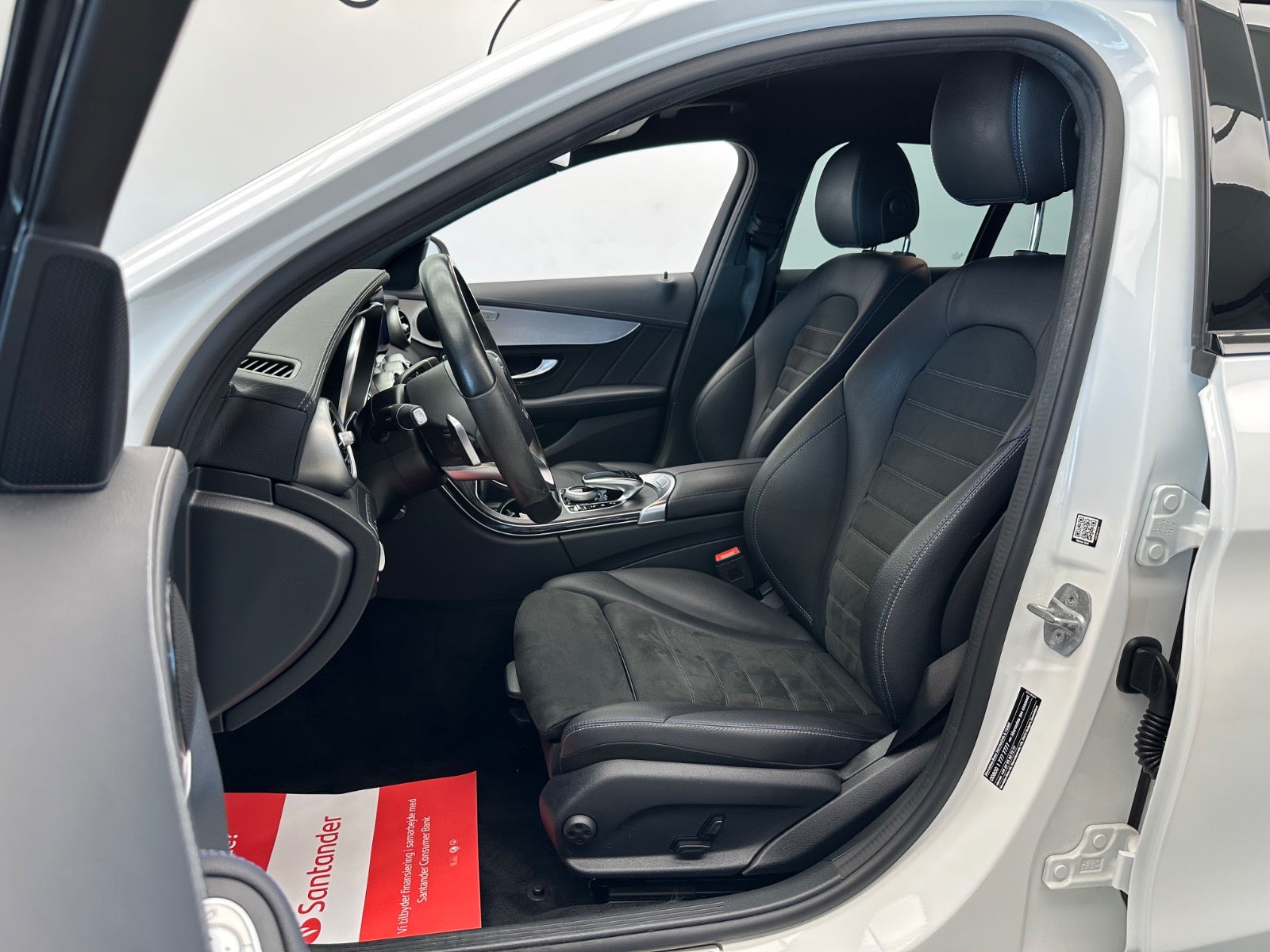 Billede af Mercedes C300 de 2,0 AMG Line stc. aut.