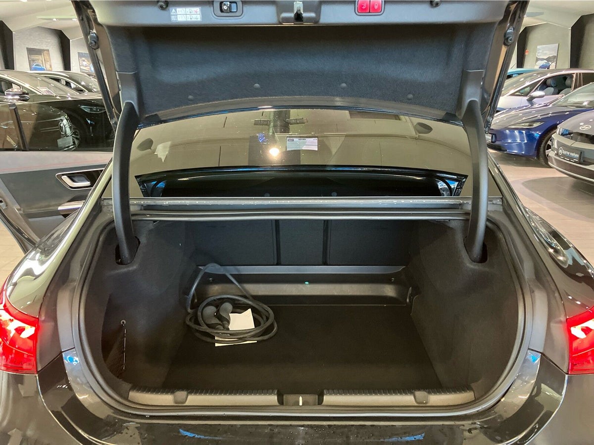 Mercedes EQE350 AMG Line billede 19