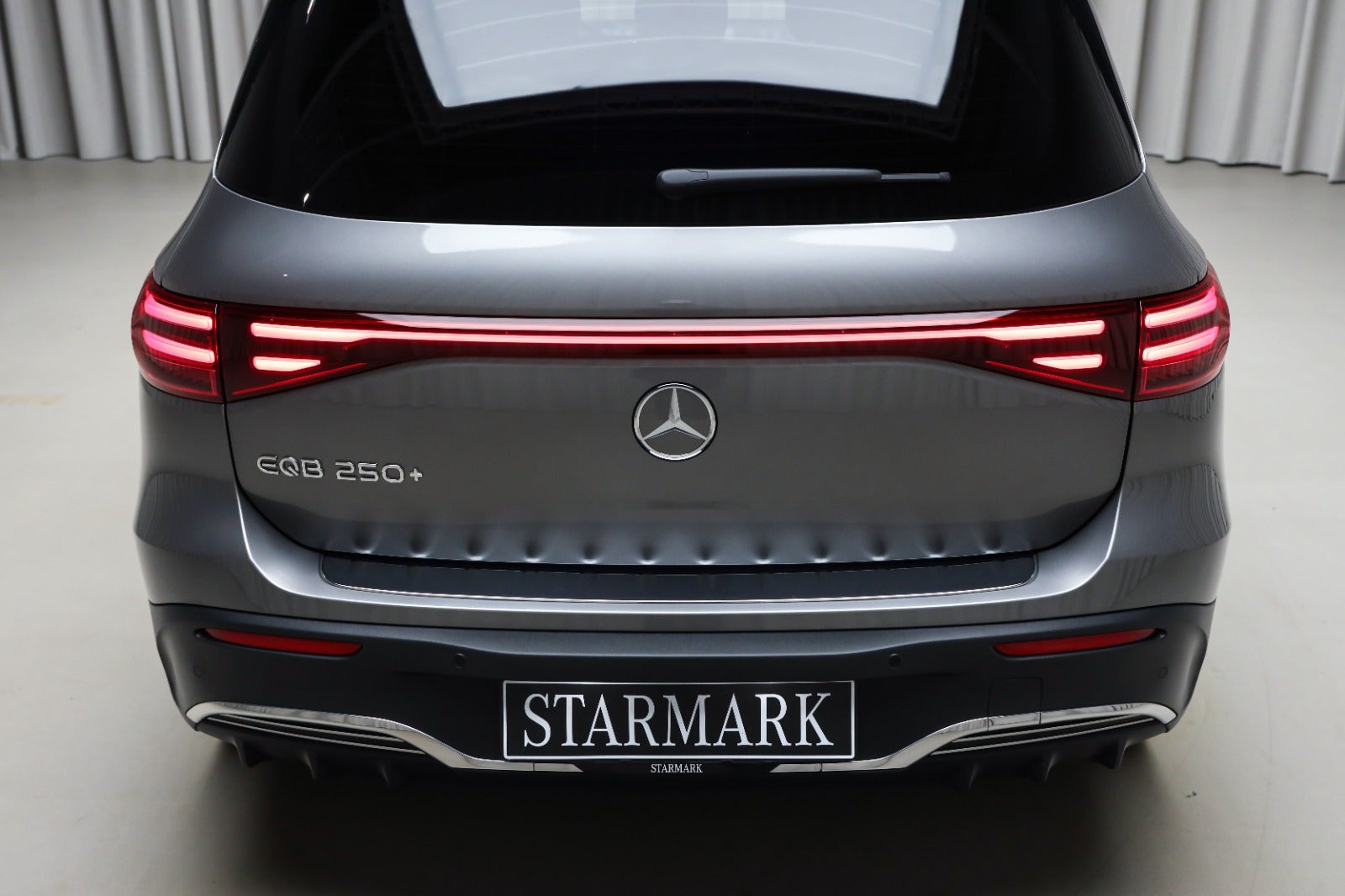 Mercedes-Benz EQB 250+