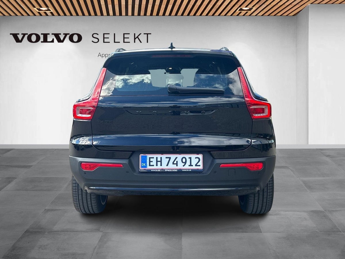 Volvo EX40 Extended Range Black Edition billede 8