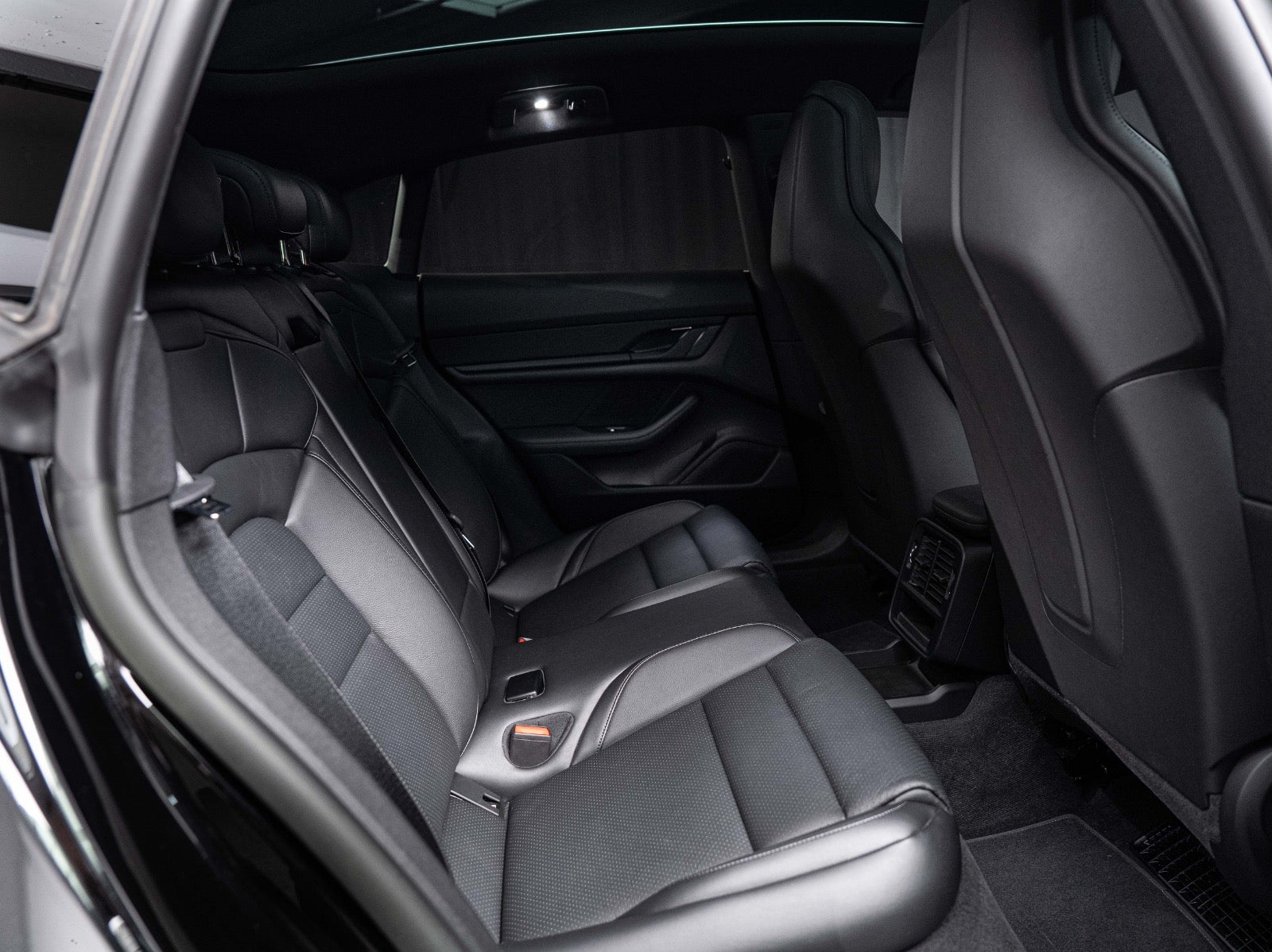 Gallery image 17 of 17