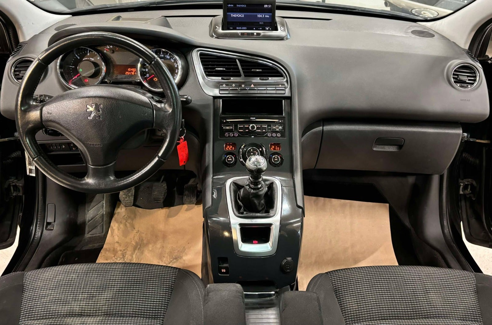 Billede af Peugeot 5008 1,6 HDi 112 7prs
