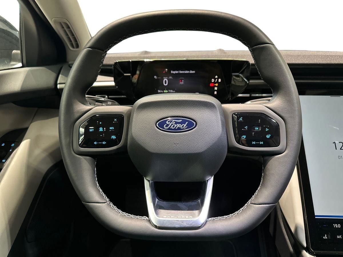 Ford Explorer Select Extended Range billede 22