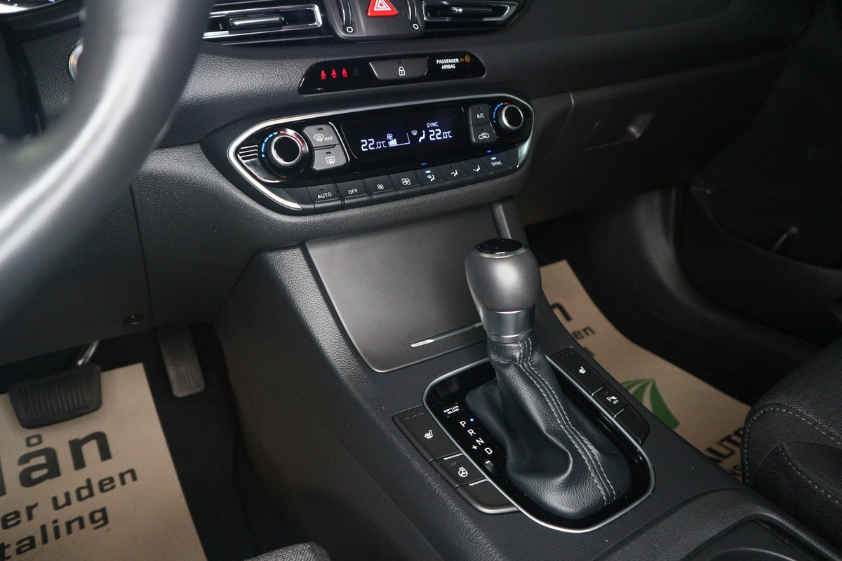 Hyundai i30 T-GDi Essential stc. DCT