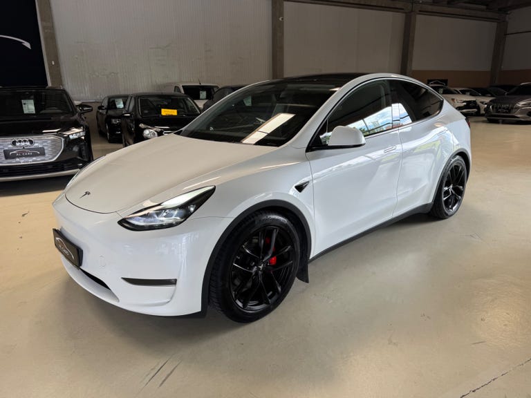 Tesla Model Y Performance AWD