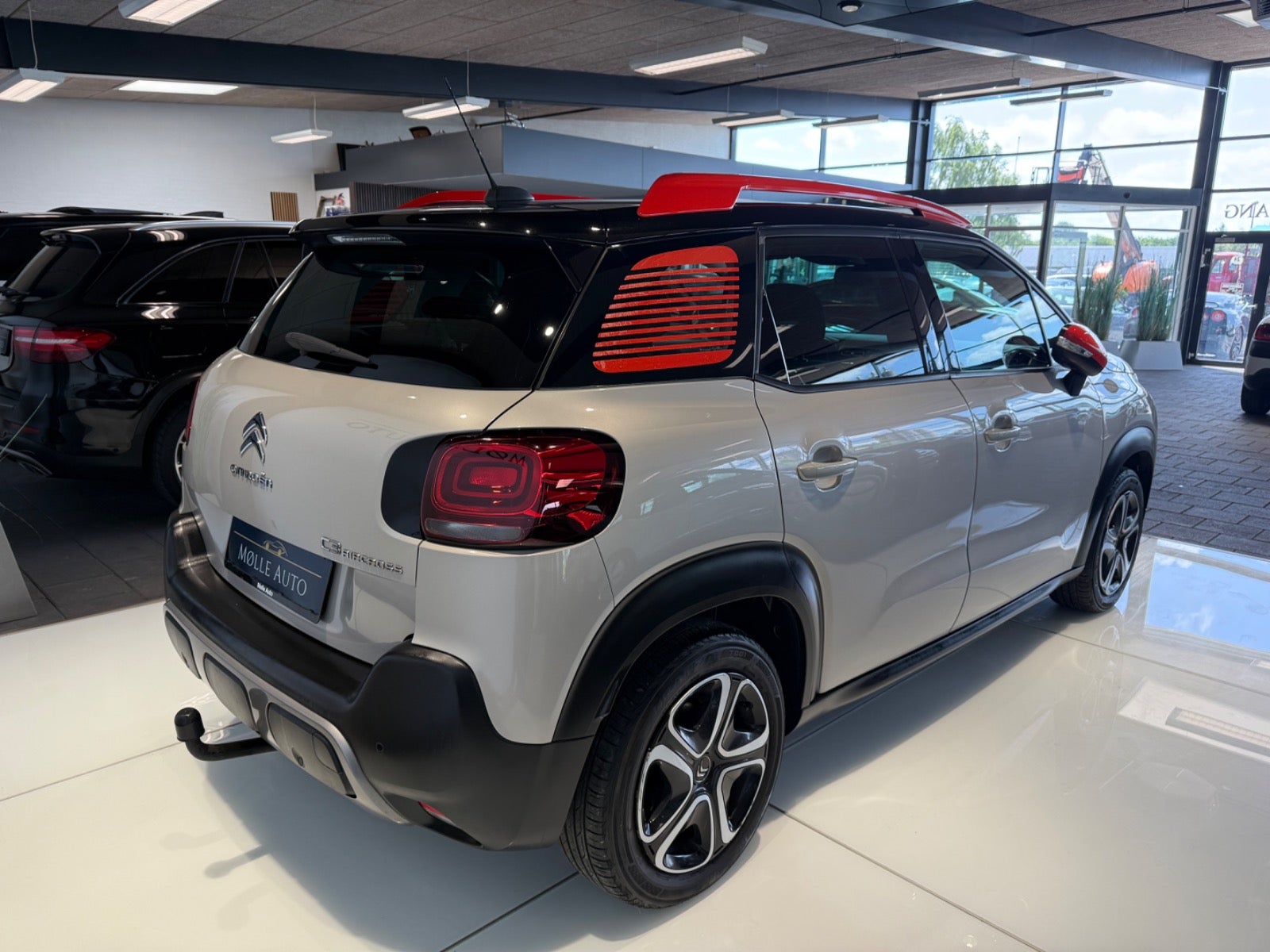 Billede af Citroën C3 Aircross 1,6 BlueHDi 100 BlackLine