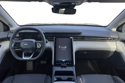 Ford Explorer Premium Extended Range