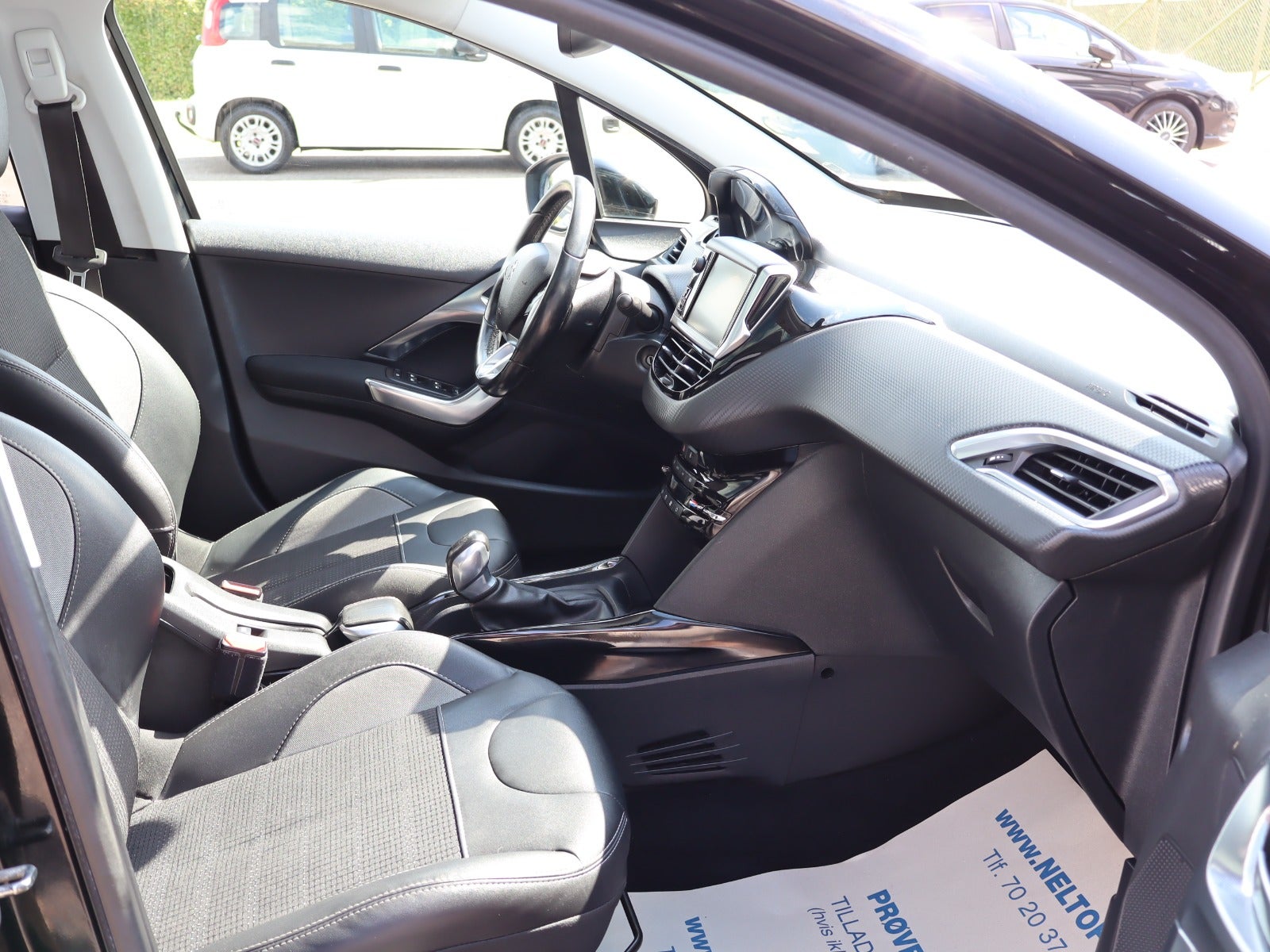 Billede af Peugeot 2008 1,2 e-THP 110 Allure Sky