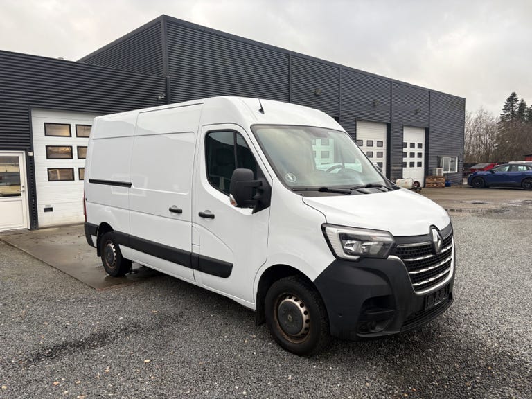 Renault Master IV T33 dCi 150 L2H2 Kassevogn