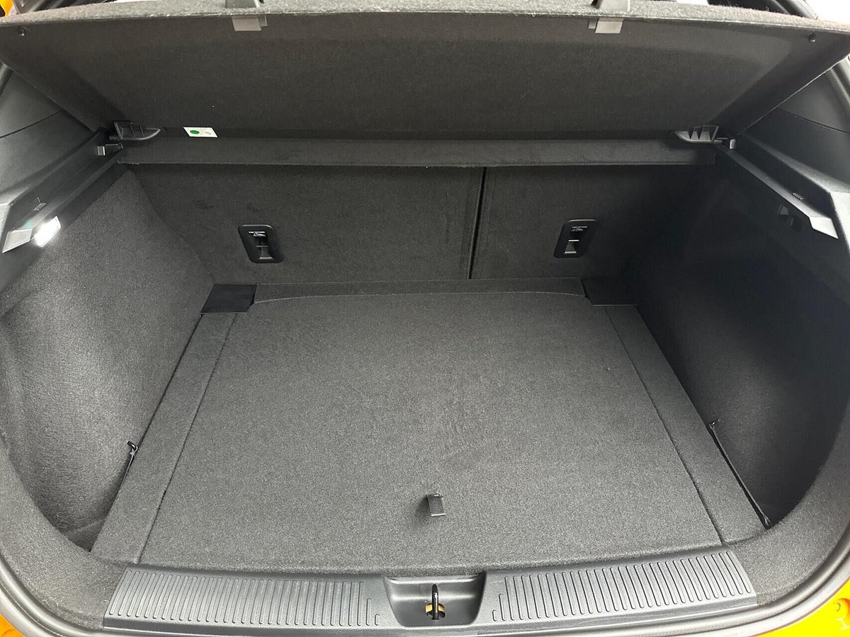 MG 4 Luxury billede 13