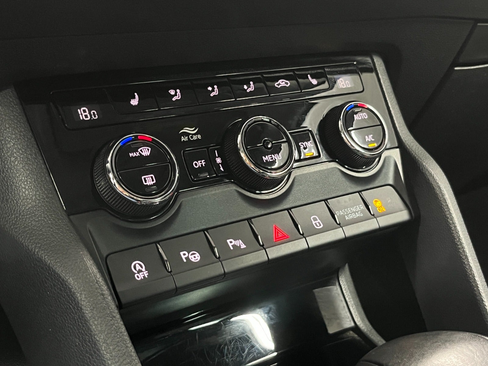 Billede af Skoda Karoq 1,5 TSi 150 Celebration DSG