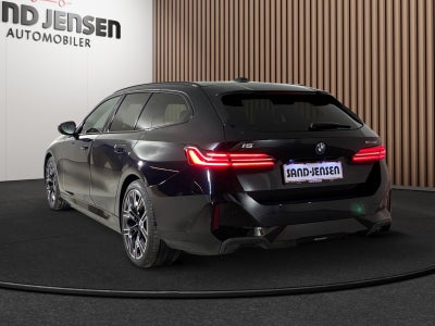 BMW i5 eDrive40 Touring Fully Charged M-Sport