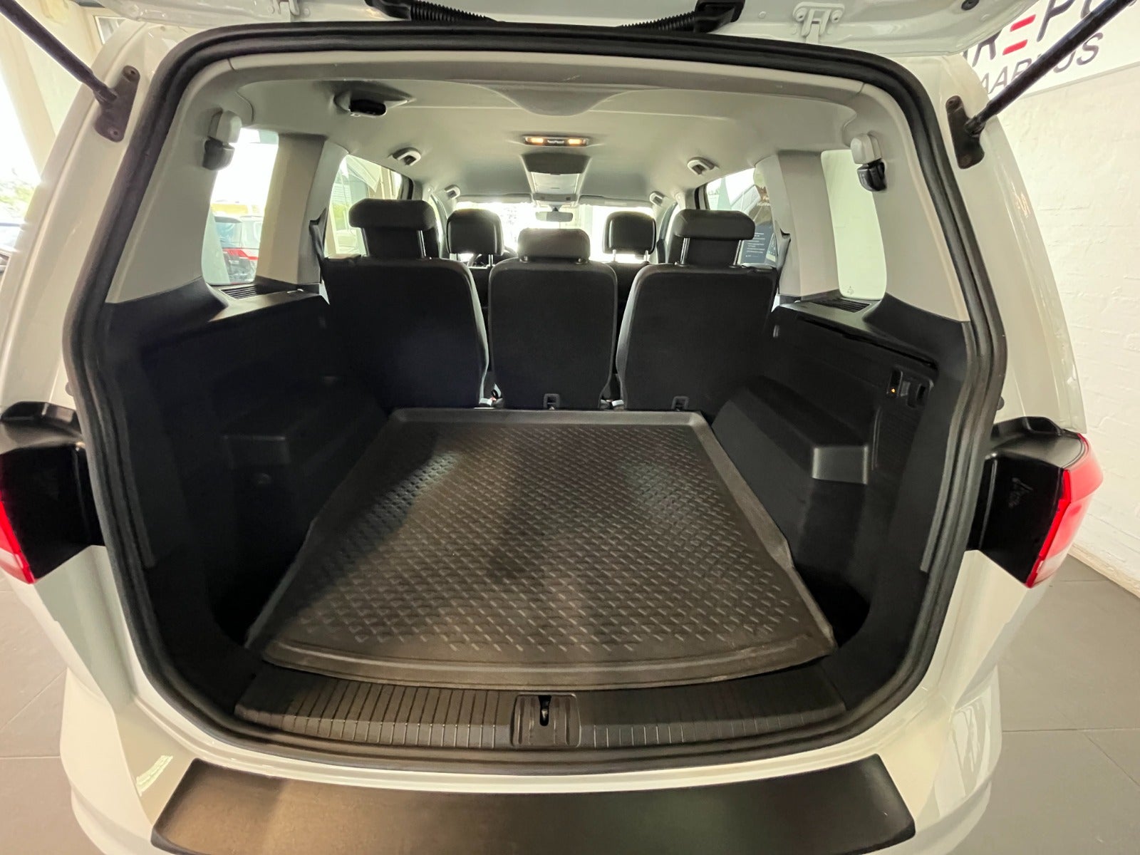 Billede af VW Touran 1,6 TDi 115 Comfortline Connect DSG 7prs