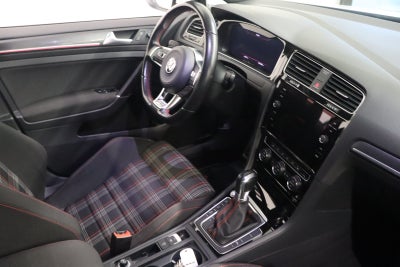 VW Golf VII GTi Performance DSG