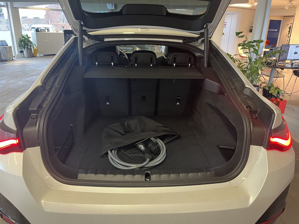 BMW i4 eDrive40 M-Sport billede 3