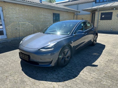 Tesla Model 3  Long Range AWD 4d