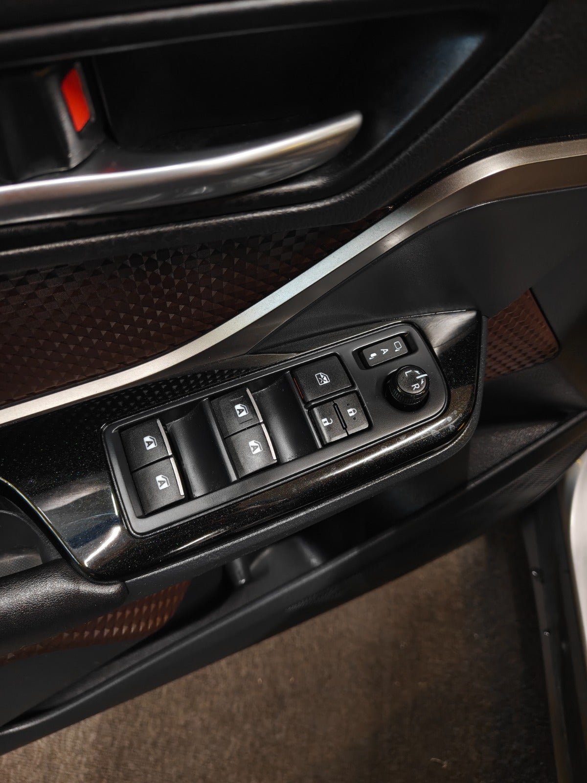 Billede af Toyota C-HR 1,8 Hybrid C-HIC CVT