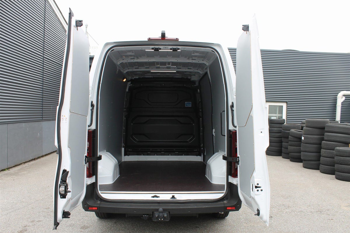 Renault Master V T33 dCi 150 L2H2 Kassevogn Tekno billede 17