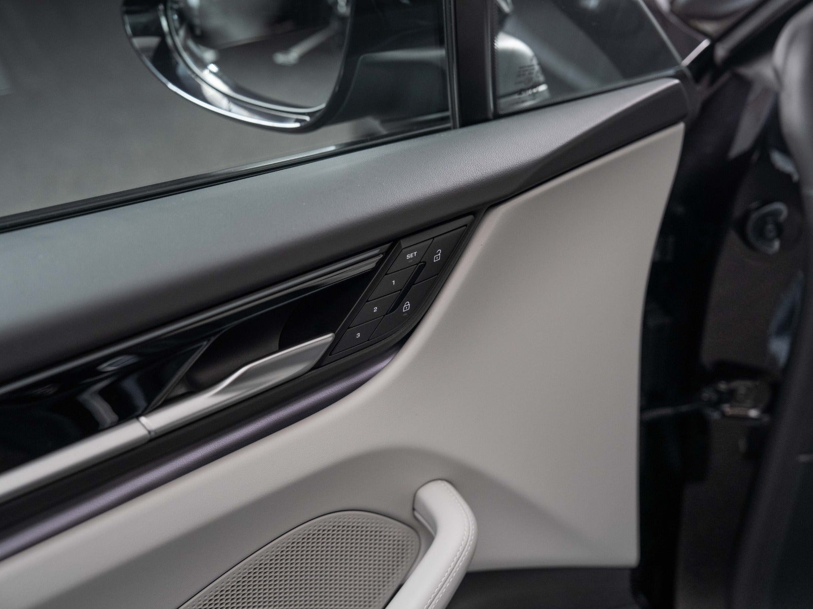 Gallery image 11 of 18