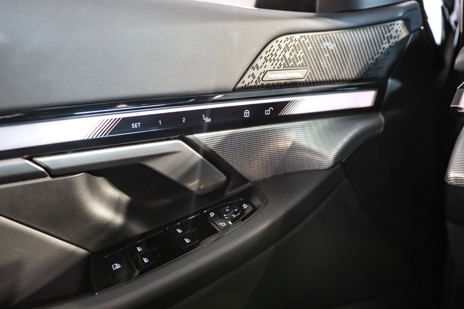 Billede af BMW i5 eDrive40 Touring Fully Charged M-Sport