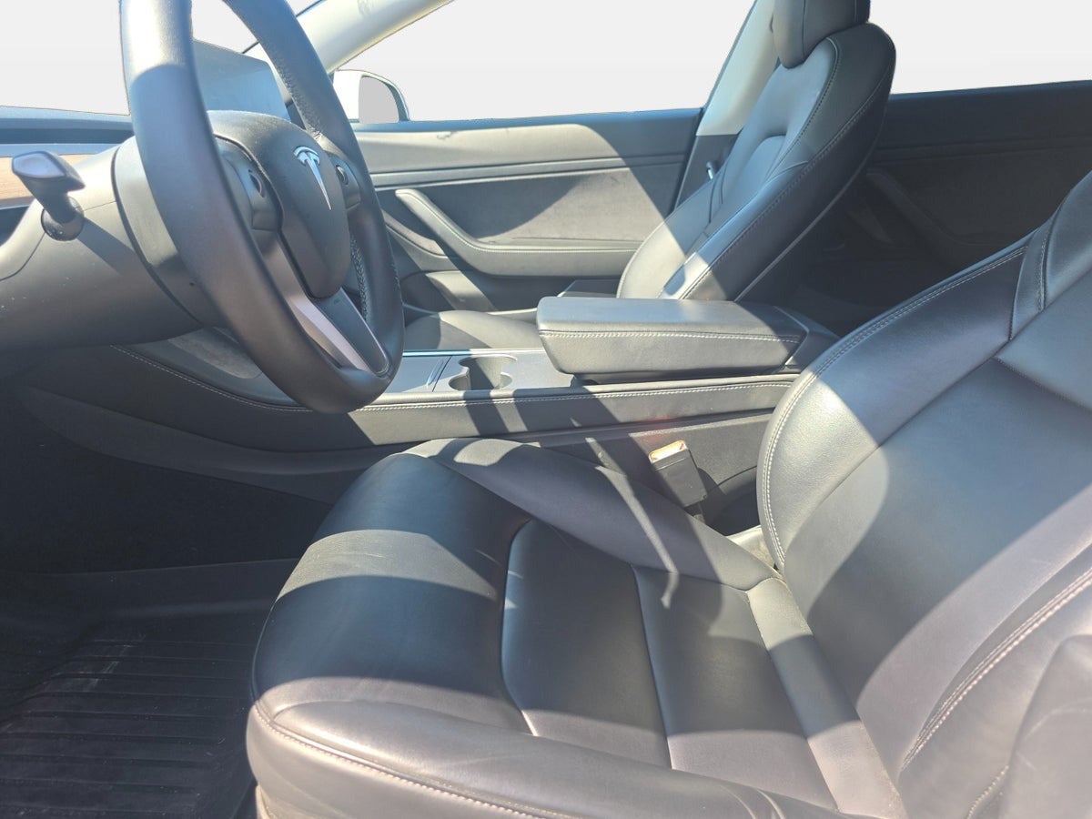 Billede af Tesla Model 3  Standard Range+ RWD