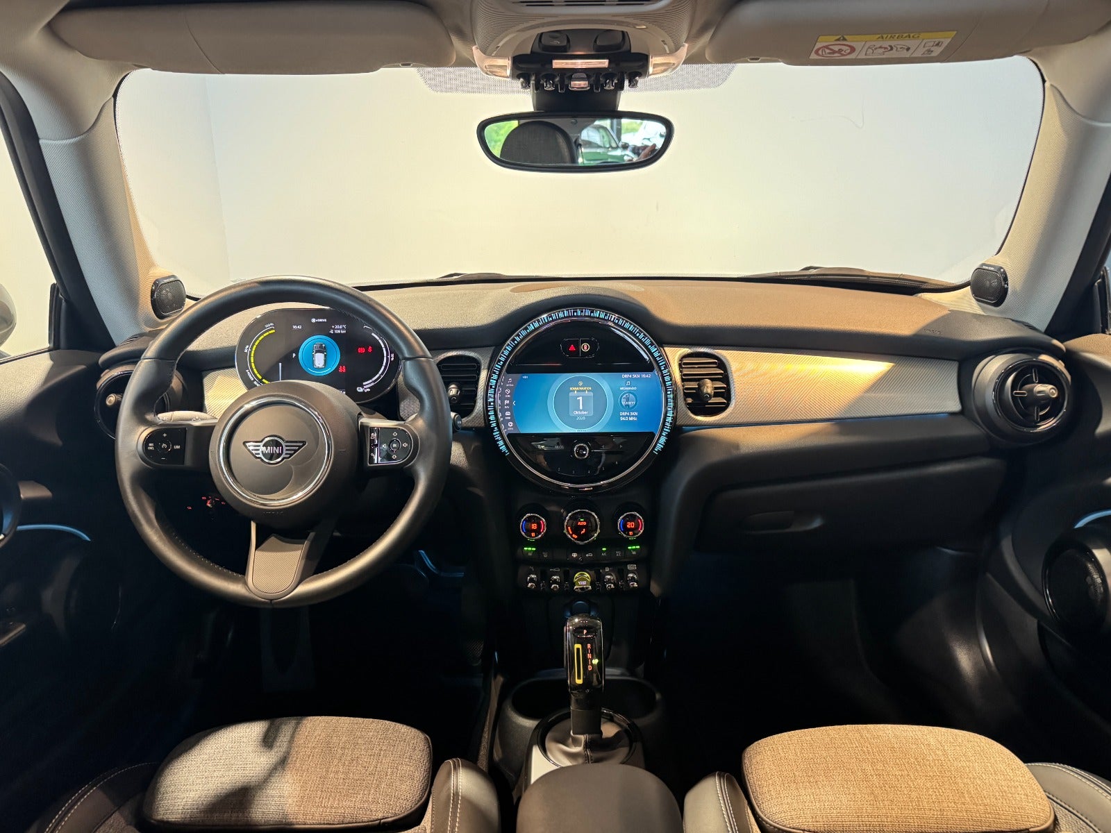 MINI Cooper SE Classic 3d - 5