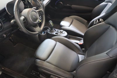 MINI Cooper SE Camden Edition