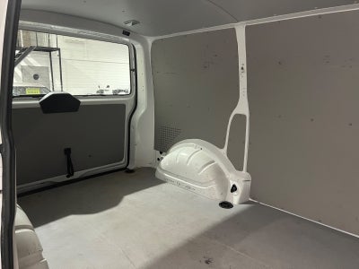 VW Transporter TDi 84 Kassevogn kort