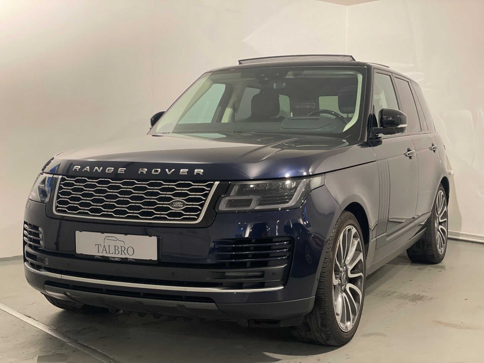 Land Rover – Range Rover