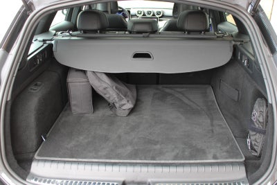 Mercedes C300 e AMG Line stc. aut.