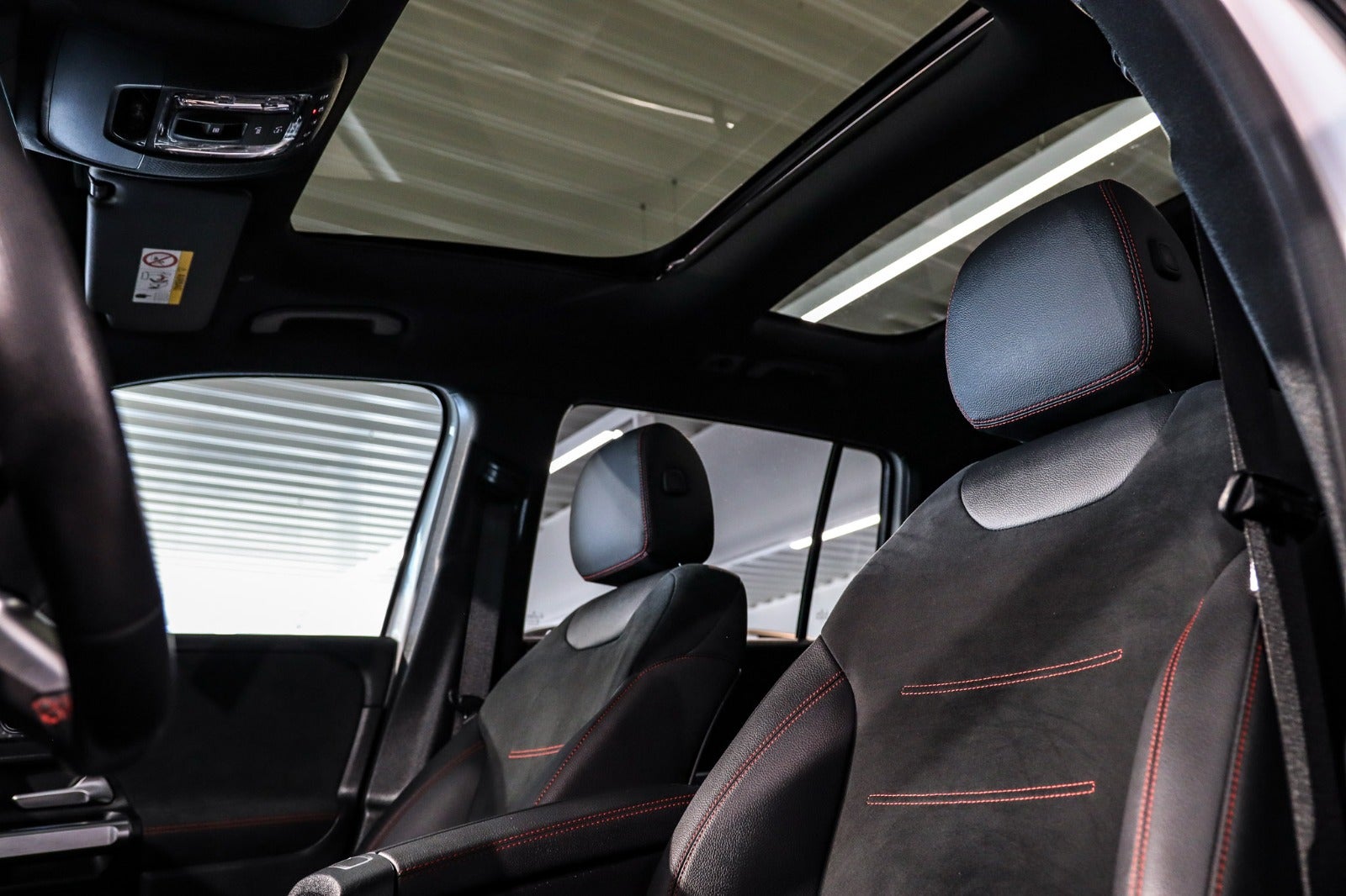 Billede af Mercedes EQB300  AMG Premium 4Matic