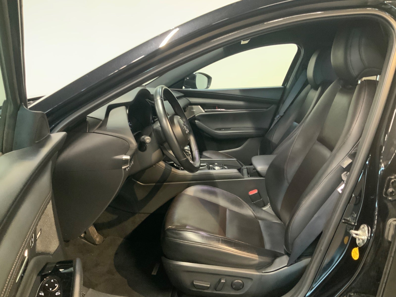 Mazda 3 (5/8)