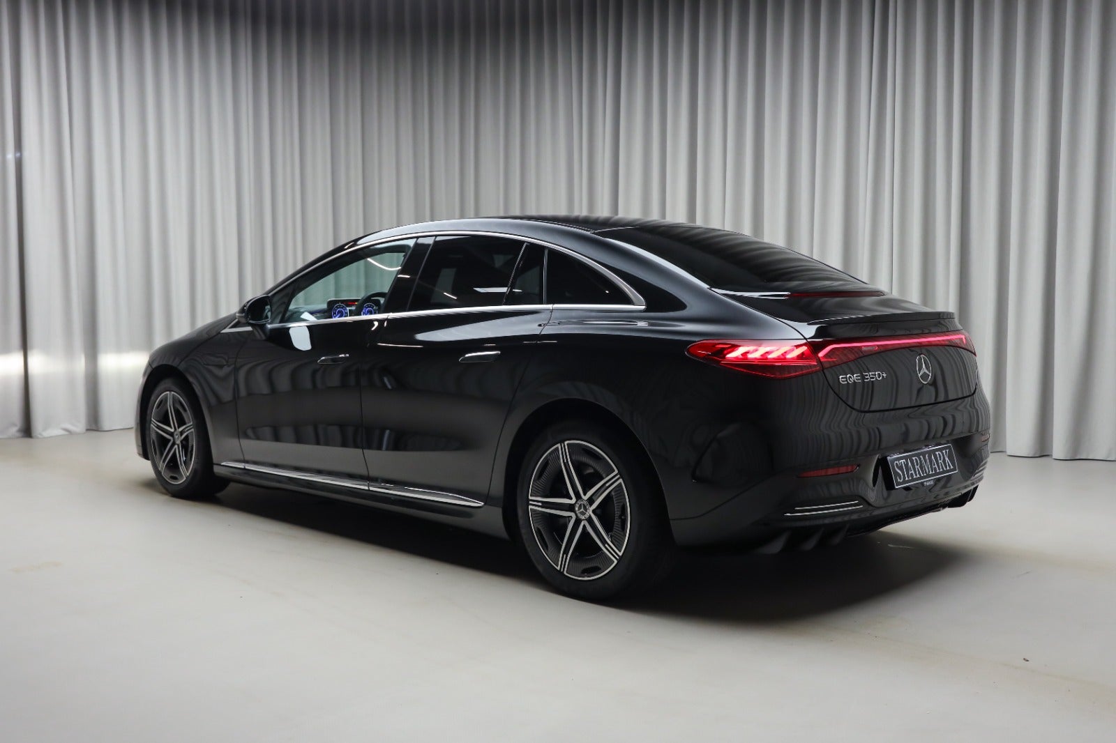Mercedes-Benz EQE 350+
